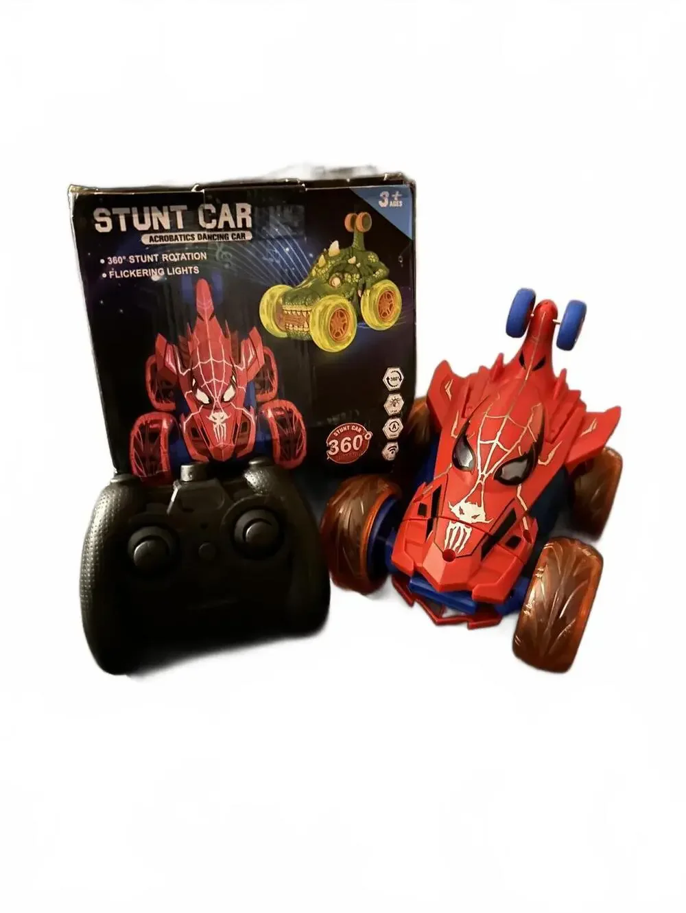Acrobatic Remote Control Stunt Car - 360° Rotation with Flickering Lights